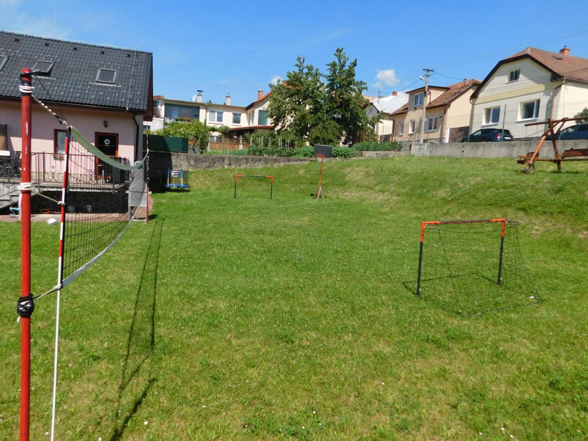 Apartmanovy Penzion Bajmóc Kültér fotó