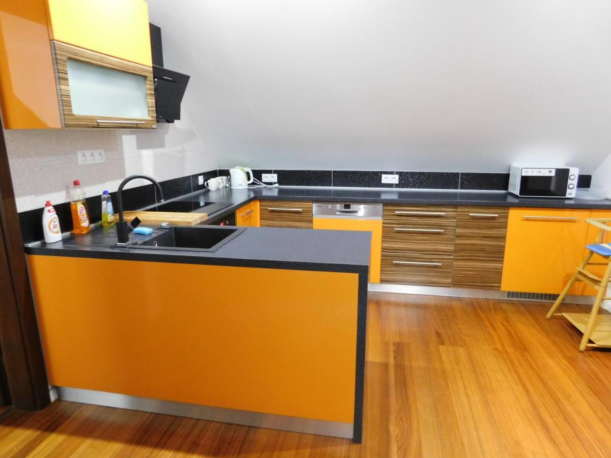 Apartmanovy Penzion Bajmóc Kültér fotó